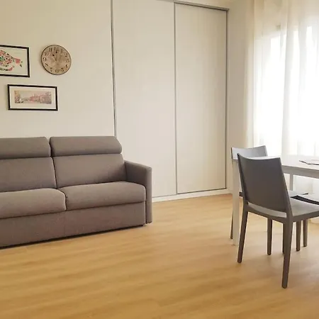 Noemi Apartment